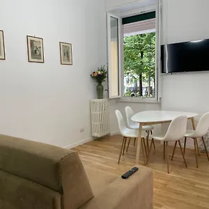 https://mila-by-the-blue-twins-apartments-milano.it-lombardy.com